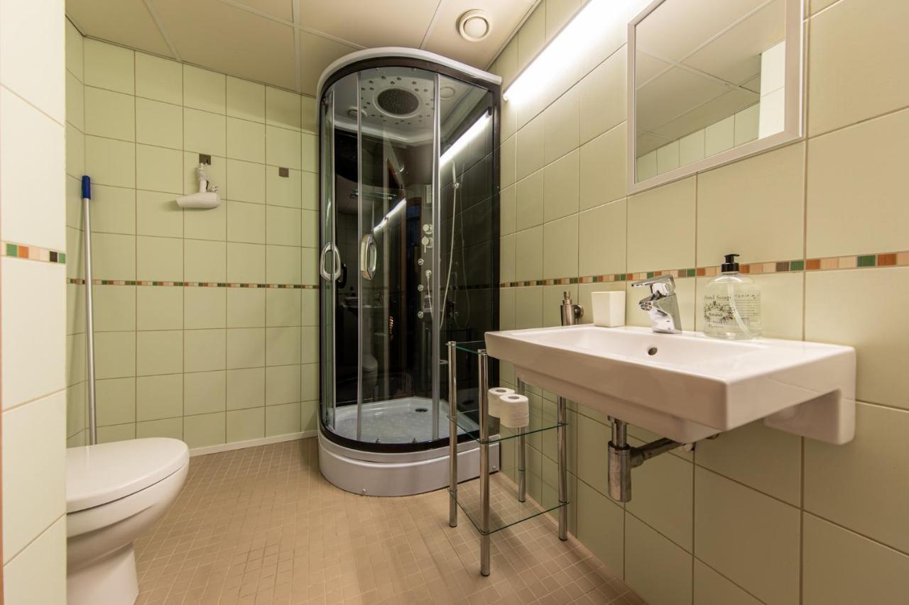 Foorum Apartments With Sauna # Balcony-Contactless Check-In Tallinn Kültér fotó